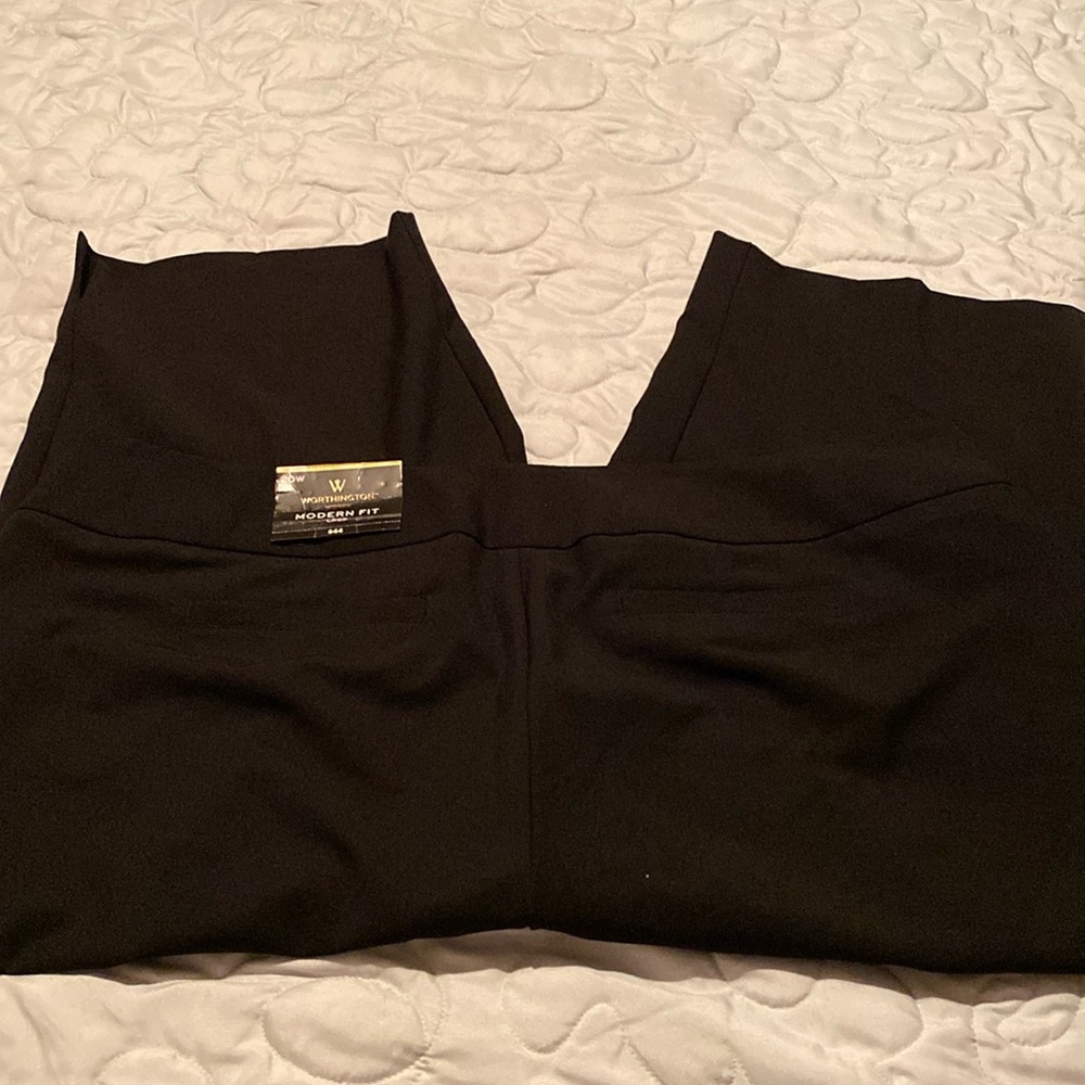Worthington outfit - Picture 8 of 11